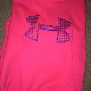 sweatshirt, been worn like 2 times